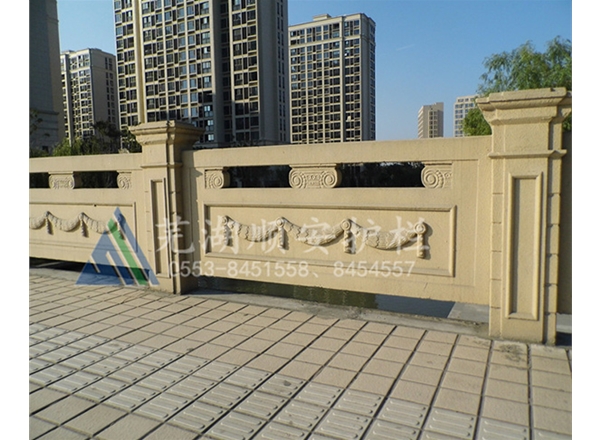 水泥仿木欄桿的抗地震性能如何？